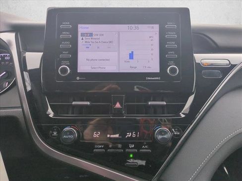 Used 2024 Toyota Camry SE image 14