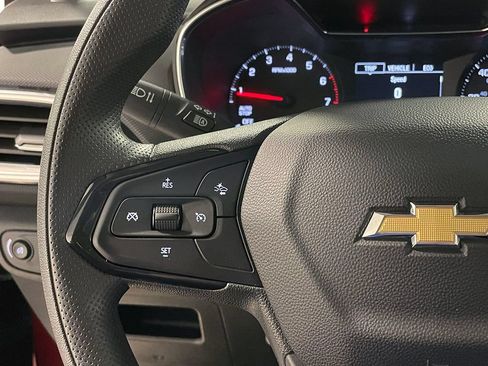 Used 2023 Chevrolet TrailBlazer LT FWD image 34
