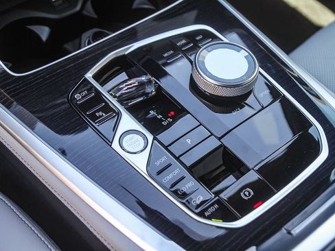 New 2026 BMW X5 M60i w/ Executive Package AWD/4WD image 15