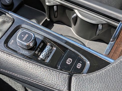 Used 2016 Volvo XC90 T6 Momentum w/ Protection Package Plus image 26