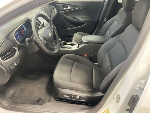 Used 2023 Chevrolet Malibu LS image 13