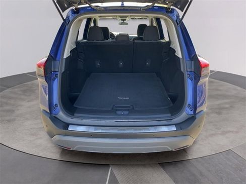 Certified 2023 Nissan Rogue SV image 17