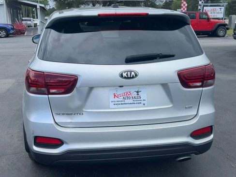 Used 2019 Kia Sorento L image 7