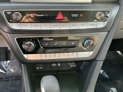 Used 2019 Hyundai Sonata SE image 13