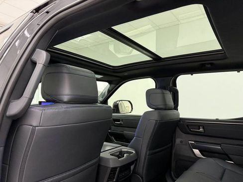 New 2026 Toyota Tundra Platinum AWD/4WD image 32