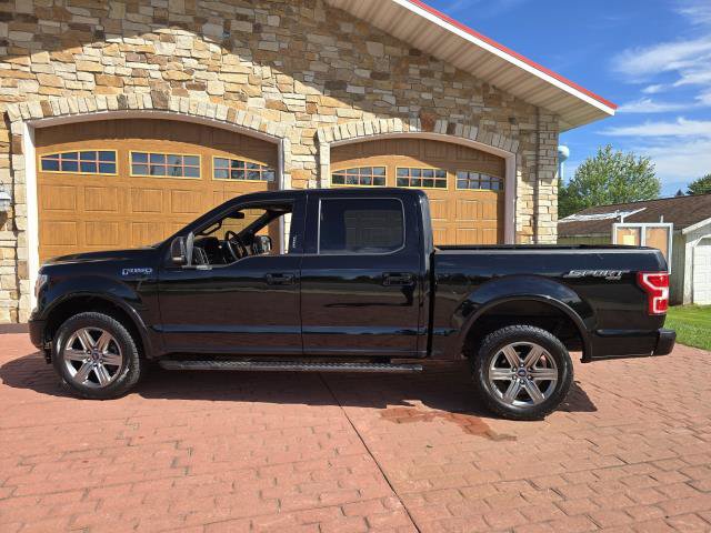 Used 2018 Ford F150 XLT w/ Equipment Group 302A Luxury AWD/4WD image 6