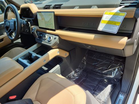 New 2025 Land Rover Defender 130 V8 image 26