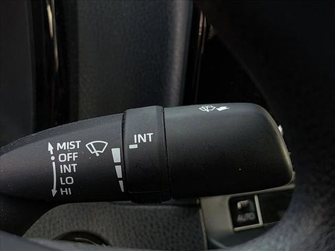 Used 2025 Toyota Camry LE image 8