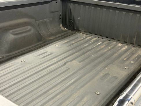 Used 2015 Ford F250 Lariat w/ Lariat Interior Package image 19