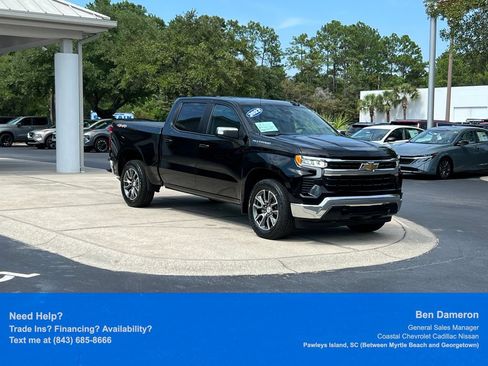 Used 2023 Chevrolet Silverado 1500 LT AWD/4WD image 3