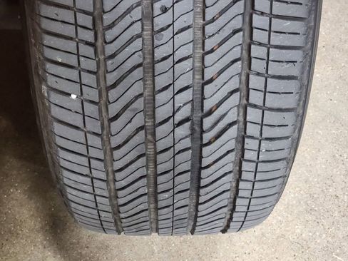 Used 2024 Cadillac Escalade Sport Platinum w/ LPO, ONYX Package image 29