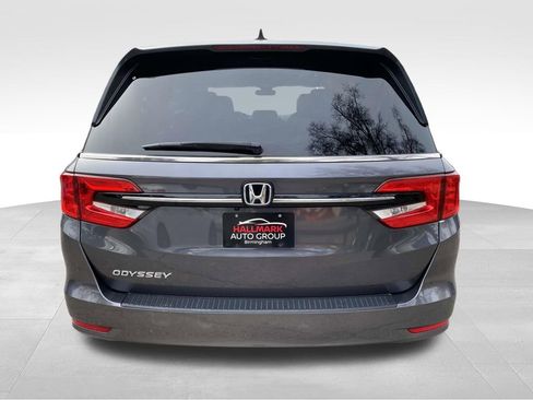 Used 2024 Honda Odyssey EX-L image 3