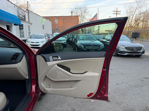 Used 2013 Kia Optima EX w/ Premium Pkg image 42