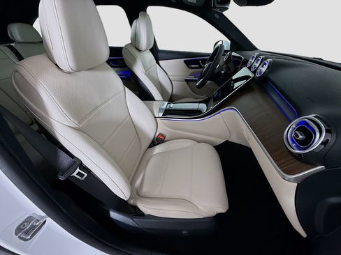 New 2026 Mercedes-Benz GLC 300 4MATIC image 29