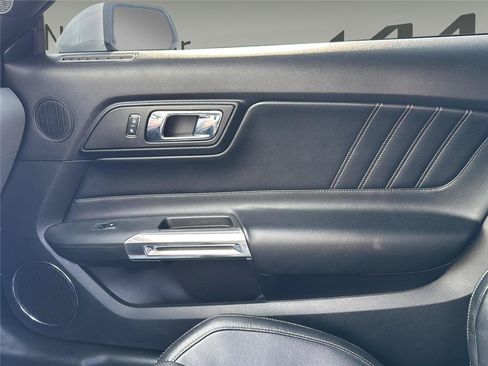 Used 2016 Ford Mustang GT Premium w/ Equipment Group 401A RWD image 20