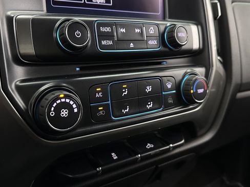 Used 2018 Chevrolet Silverado 1500 LT RWD image 13