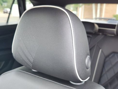 New 2026 Volkswagen Atlas Cross Sport SEL Premium R-Line image 15