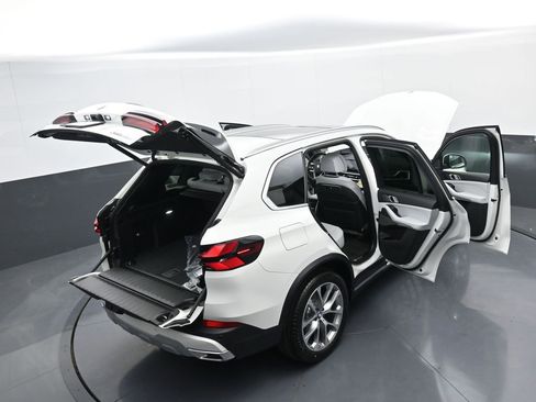 New 2026 BMW X5 xDrive40i image 44