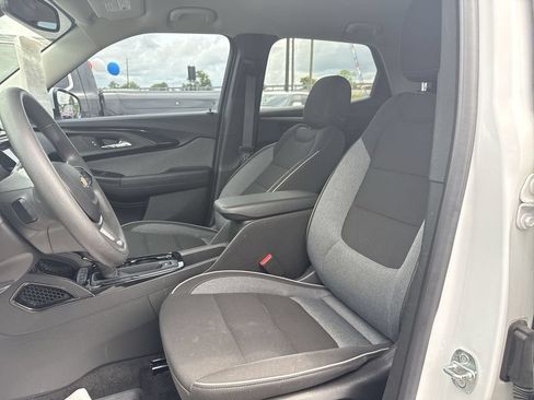 Used 2023 Chevrolet TrailBlazer LT w/ Convenience Package FWD image 21