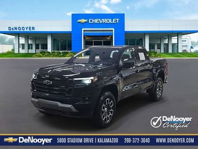 Used 2023 Chevrolet Colorado Z71 w/ Z71 Convenience Package 2