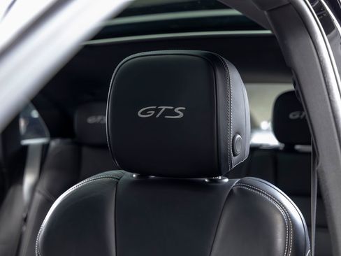 Certified 2018 Porsche Macan GTS AWD/4WD image 28