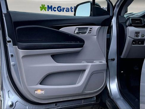 Used 2020 Honda Pilot Touring image 21