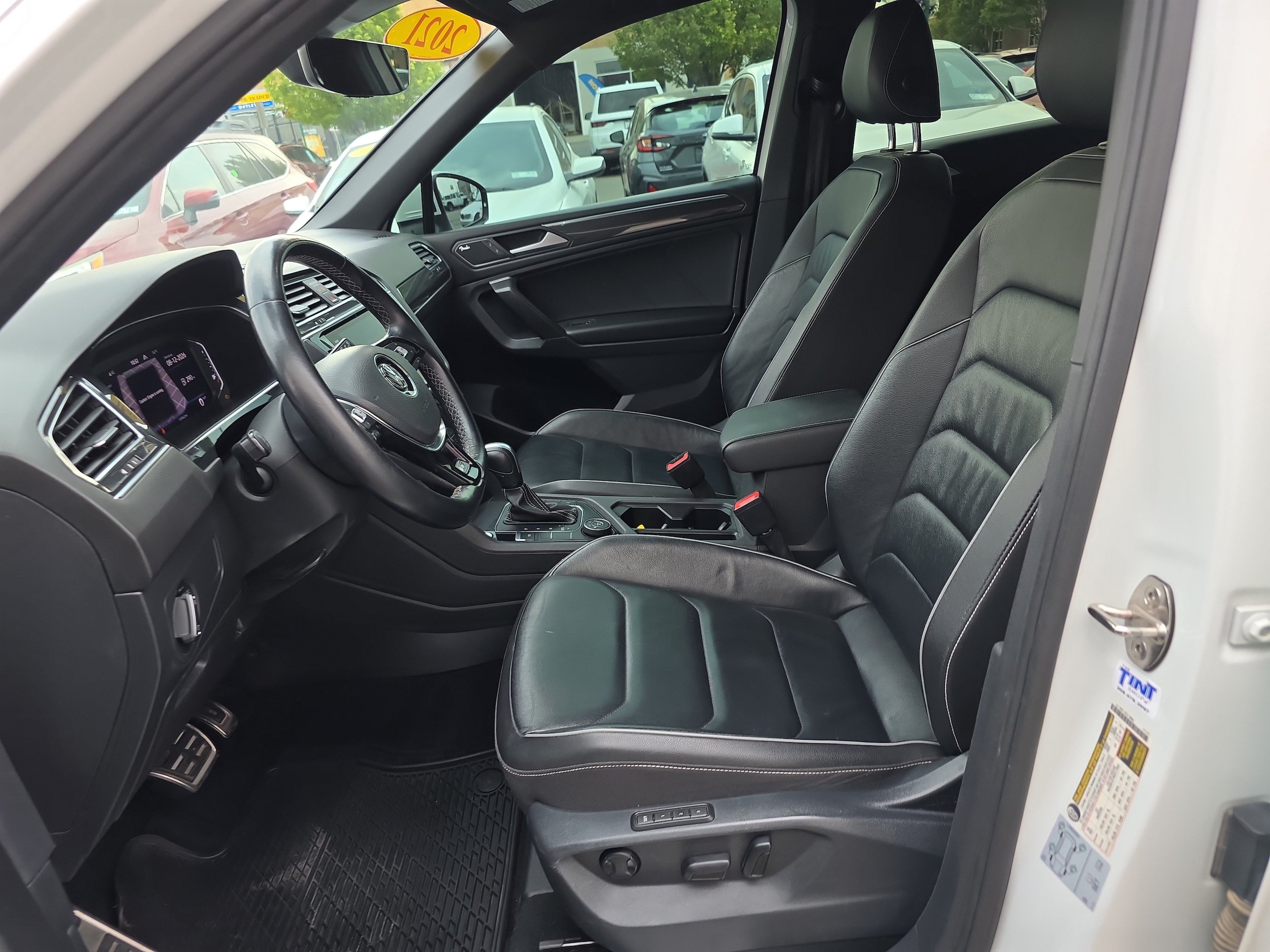 Used 2021 Volkswagen Tiguan SEL Premium R-Line AWD/4WD image 10