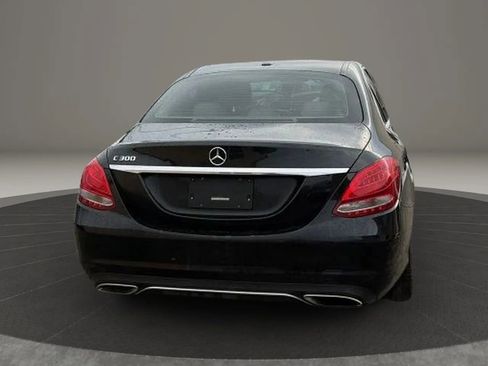 Used 2018 Mercedes-Benz C 300 Sedan w/ Premium Package image 10