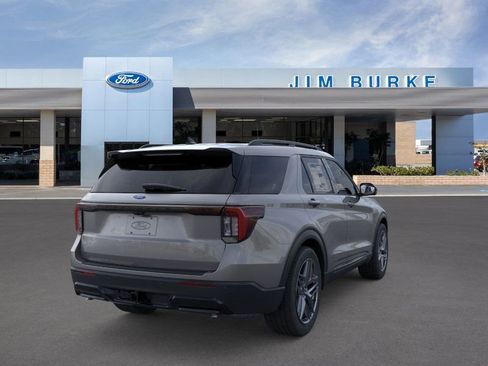 New 2026 Ford Explorer ST-Line w/ ST-Line Street Pack image 7
