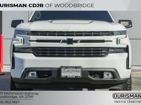Used 2021 Chevrolet Silverado 1500 RST image 2