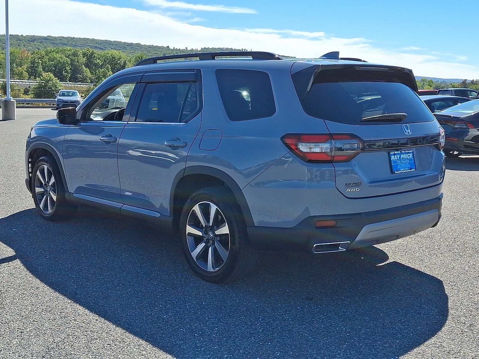 Used 2023 Honda Pilot Elite image 5