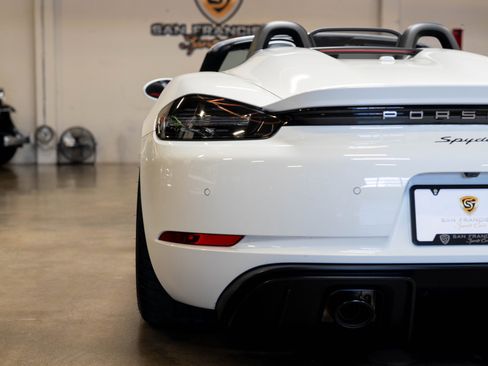 Used 2021 Porsche 718 Boxster Spyder image 33