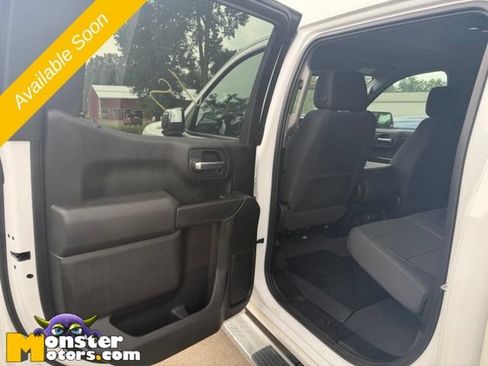 Used 2019 Chevrolet Silverado 1500 LT w/ True North Edition AWD/4WD image 9