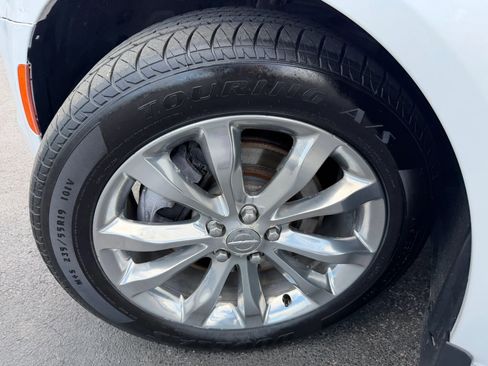 Used 2015 Chrysler 300 C w/ Light Group AWD/4WD image 50