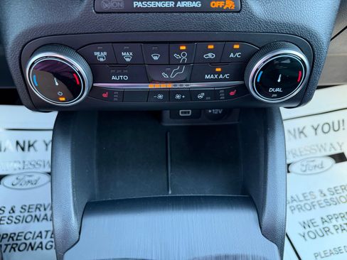 Used 2024 Ford Escape ST-Line AWD/4WD image 22