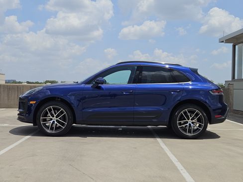 Certified 2026 Porsche Macan AWD/4WD image 2