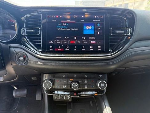 Used 2022 Dodge Durango GT AWD/4WD image 17