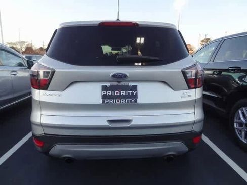 Used 2017 Ford Escape SE AWD/4WD image 5