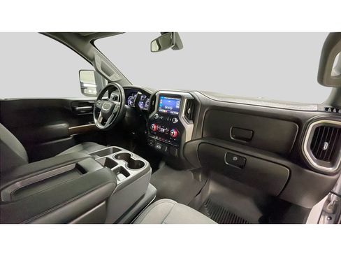 Used 2020 GMC Sierra 1500 SLE w/ Preferred Package AWD/4WD image 18