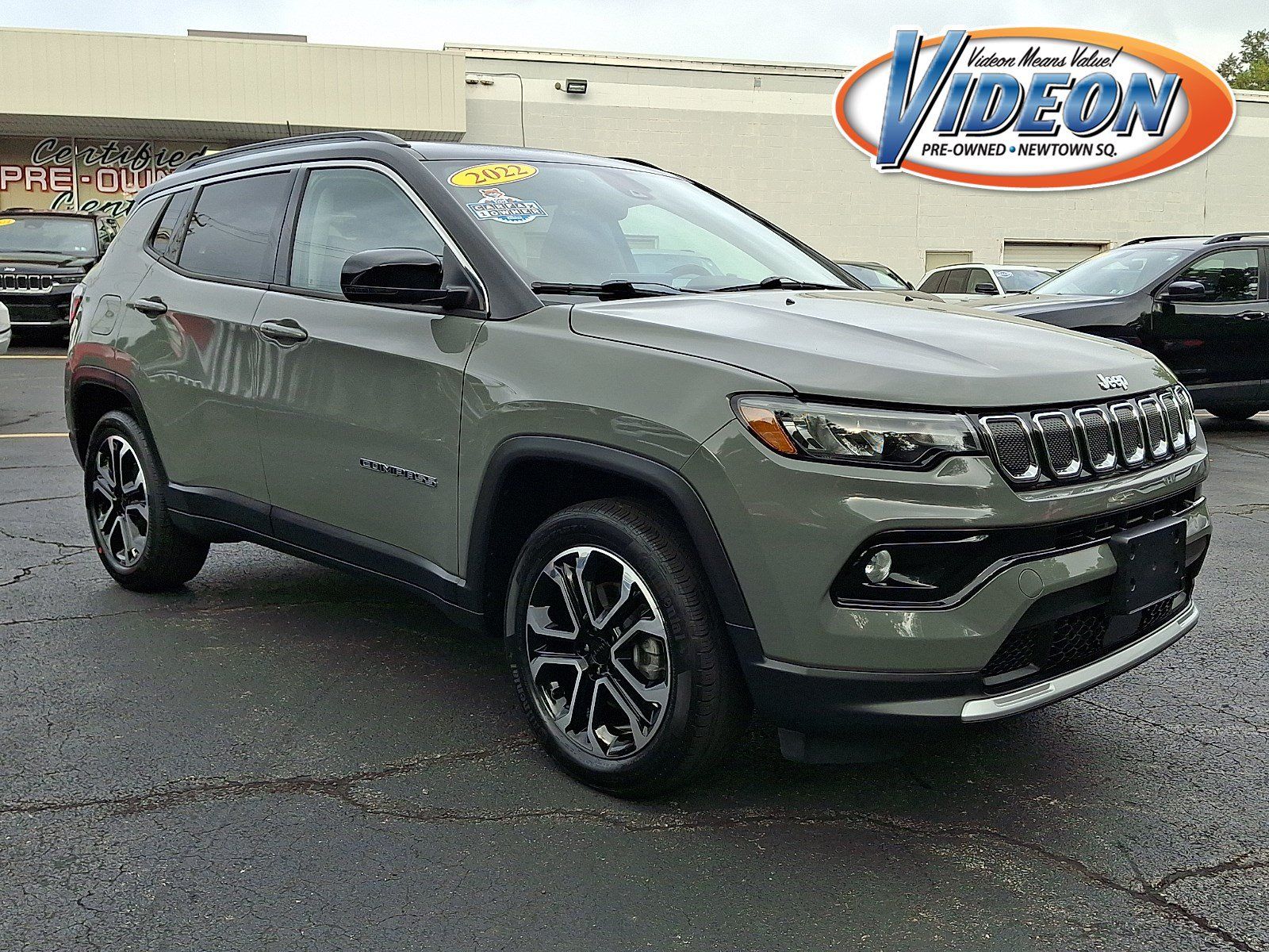 Certified 2022 Jeep Compass Limited w/ Sun and Sound Group AWD/4WD image 1