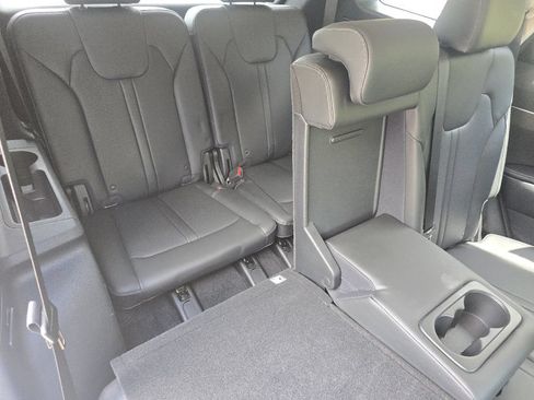 Used 2023 Kia Sorento S FWD image 20