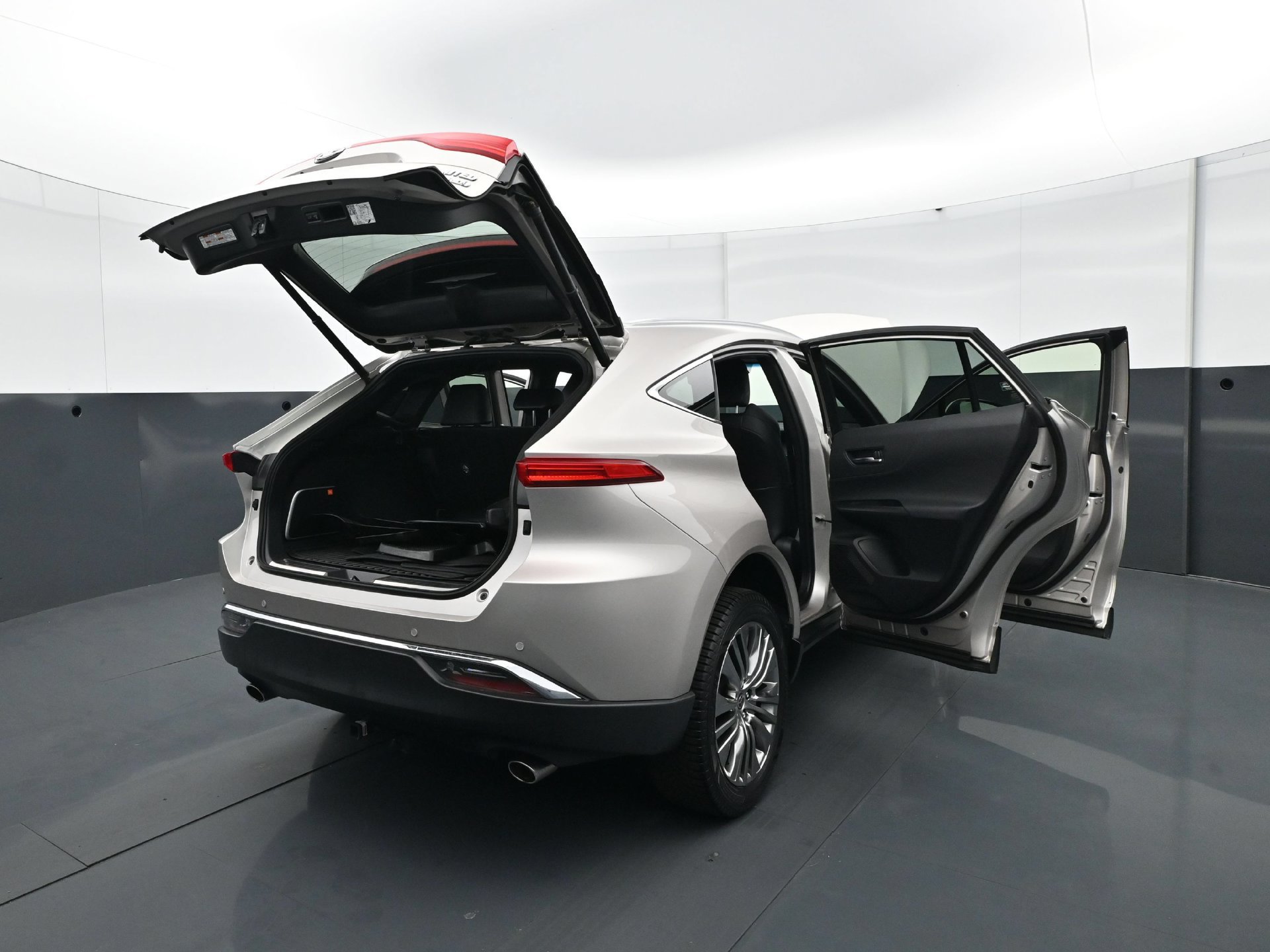 Used 2021 Toyota Venza Limited w/ Advanced Technology Package AWD/4WD image 33