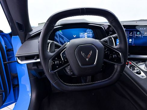 Used 2024 Chevrolet Corvette Stingray Coupe w/ 1LT image 32