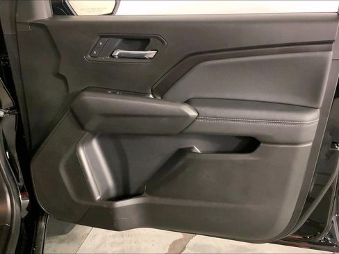 Used 2026 Chevrolet Colorado LT w/ Advanced Trailering Package RWD image 25