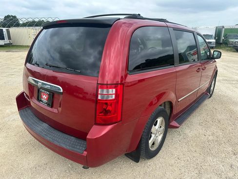 Used 2008 Dodge Grand Caravan SXT FWD image 6