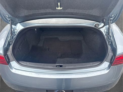 Used 2017 INFINITI Q60 2.0t w/ Moonroof Package RWD image 13