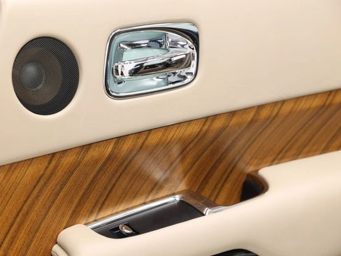 Used 2014 Rolls-Royce Wraith RWD image 84