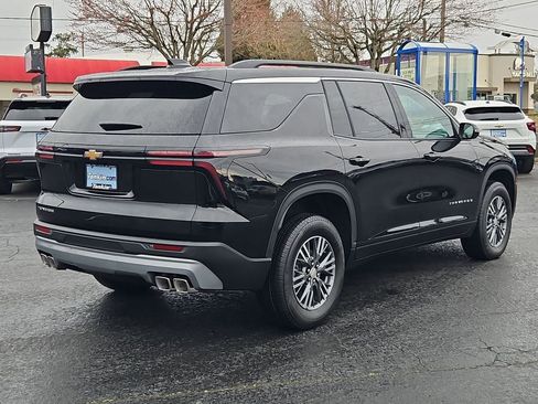 New 2026 Chevrolet Traverse LT image 6