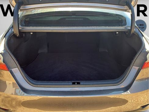 Used 2021 Toyota Camry LE image 21