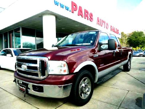 Used 2007 Ford F250 Lariat image 1